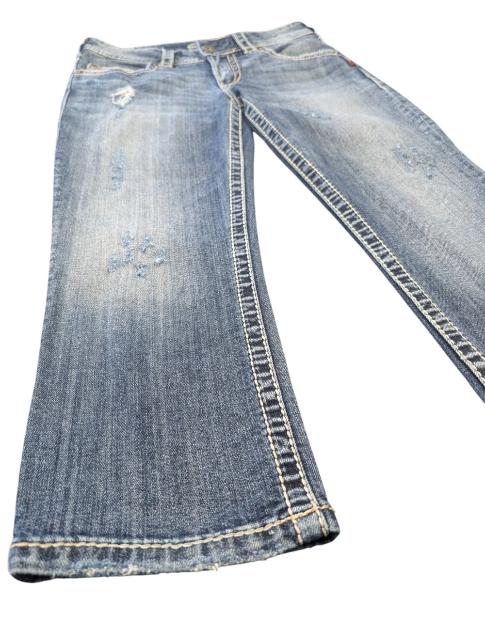 Vintage Y2K Silver Jeans Suki Surplus Capri Distressed Cotton Jeans. Size 28